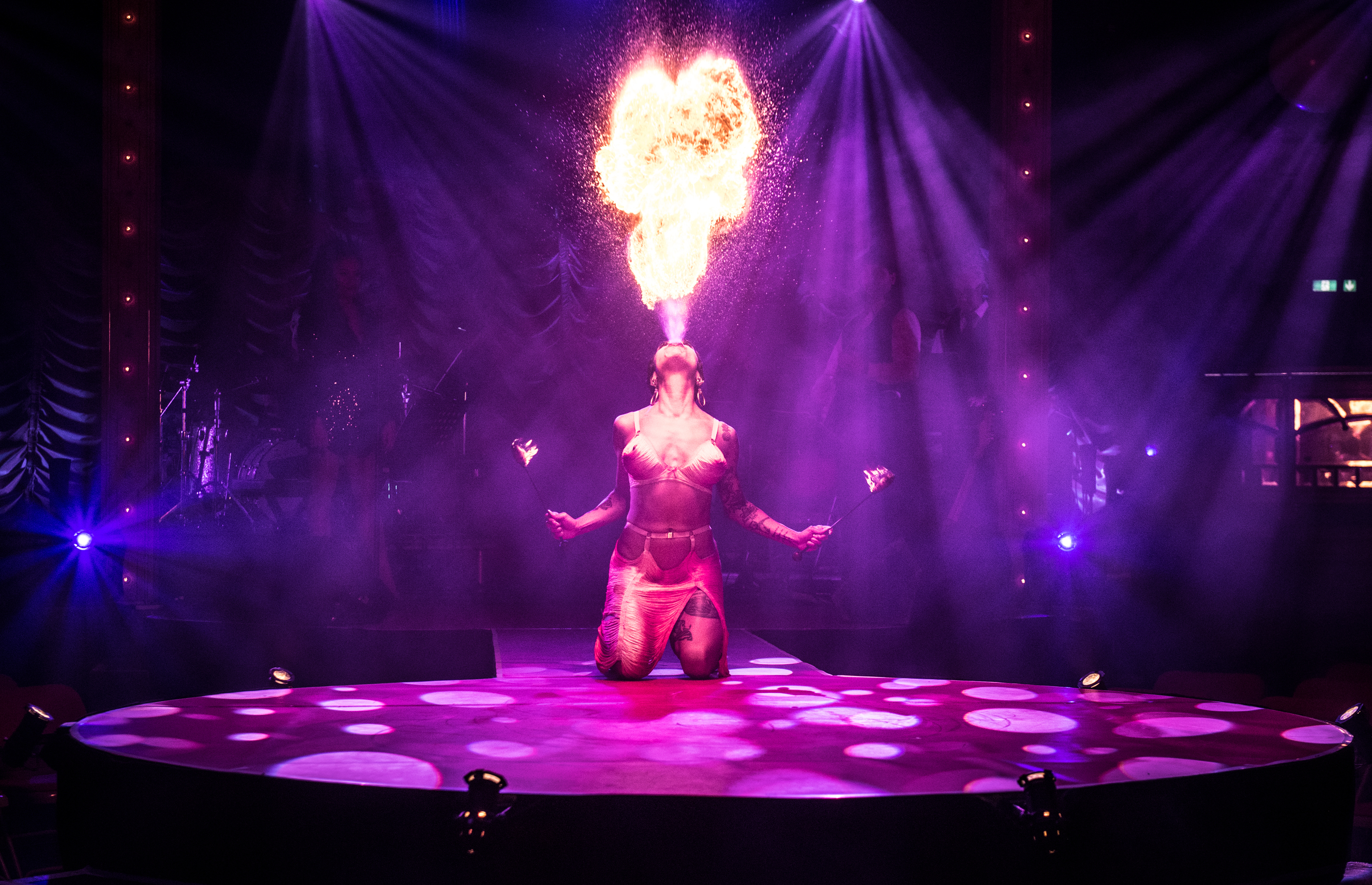 La Clique – Theatre Review